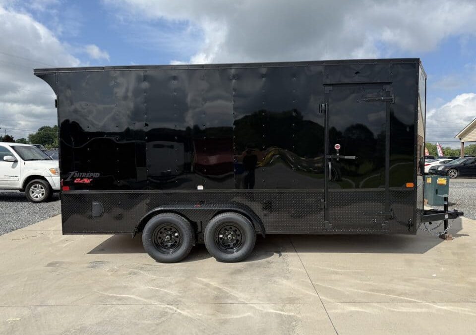 5 Reasons to Choose an Enclosed Cargo Trailer in Greensboro, NC